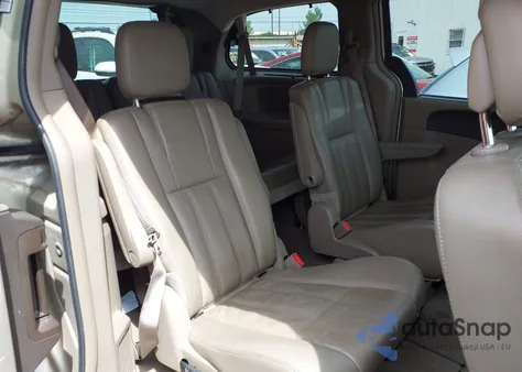 2013 Chrysler Town & Country Touring из США, поврежденный, VIN 2C4RC1BG3DR778321